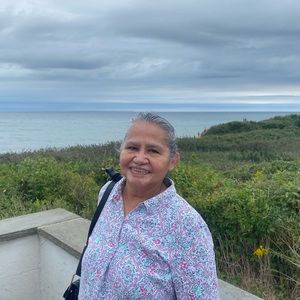 Meet your Posher, Julieta